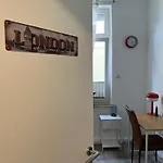 In دلمنهورست
